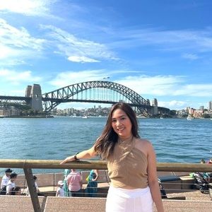 Meet your Posher, Normae